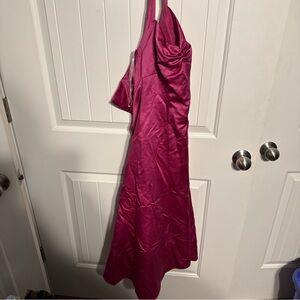 Elegant Pink One-Shoulder Dress